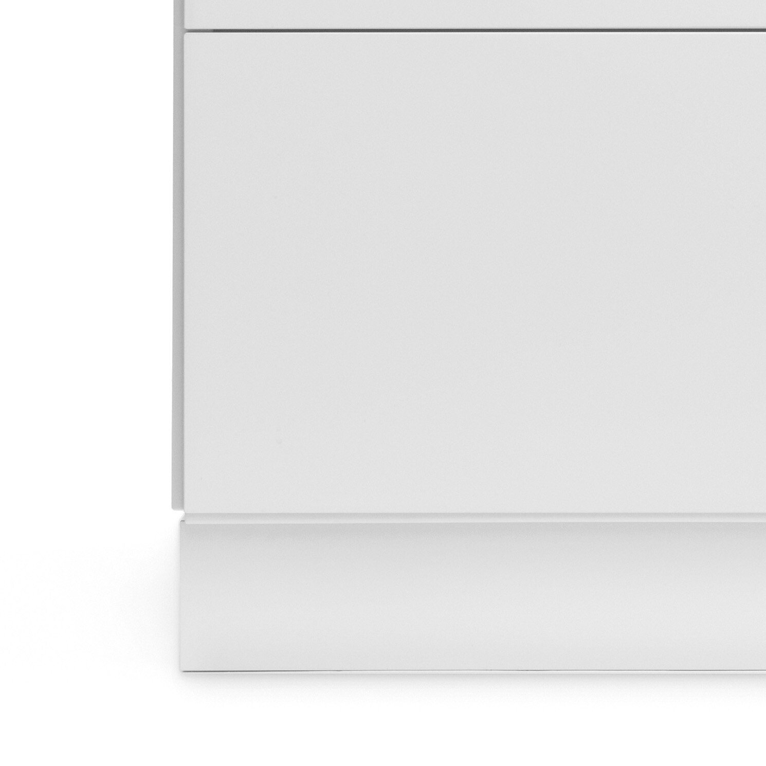 Low Chest of Drawer from Relief with four drawers. All units from Relief can easily be connected. With five colours and three sizes, you can create multiple unique Relief combinations. The back of Relief is as beautifully designed as the front, making placement creative and fun. The dimensions are w123 x d41 x h46.6 cm. Each drawer's inner dimensions are w54 x d36.3 x h17 cm. Relief is delivered unassembled.