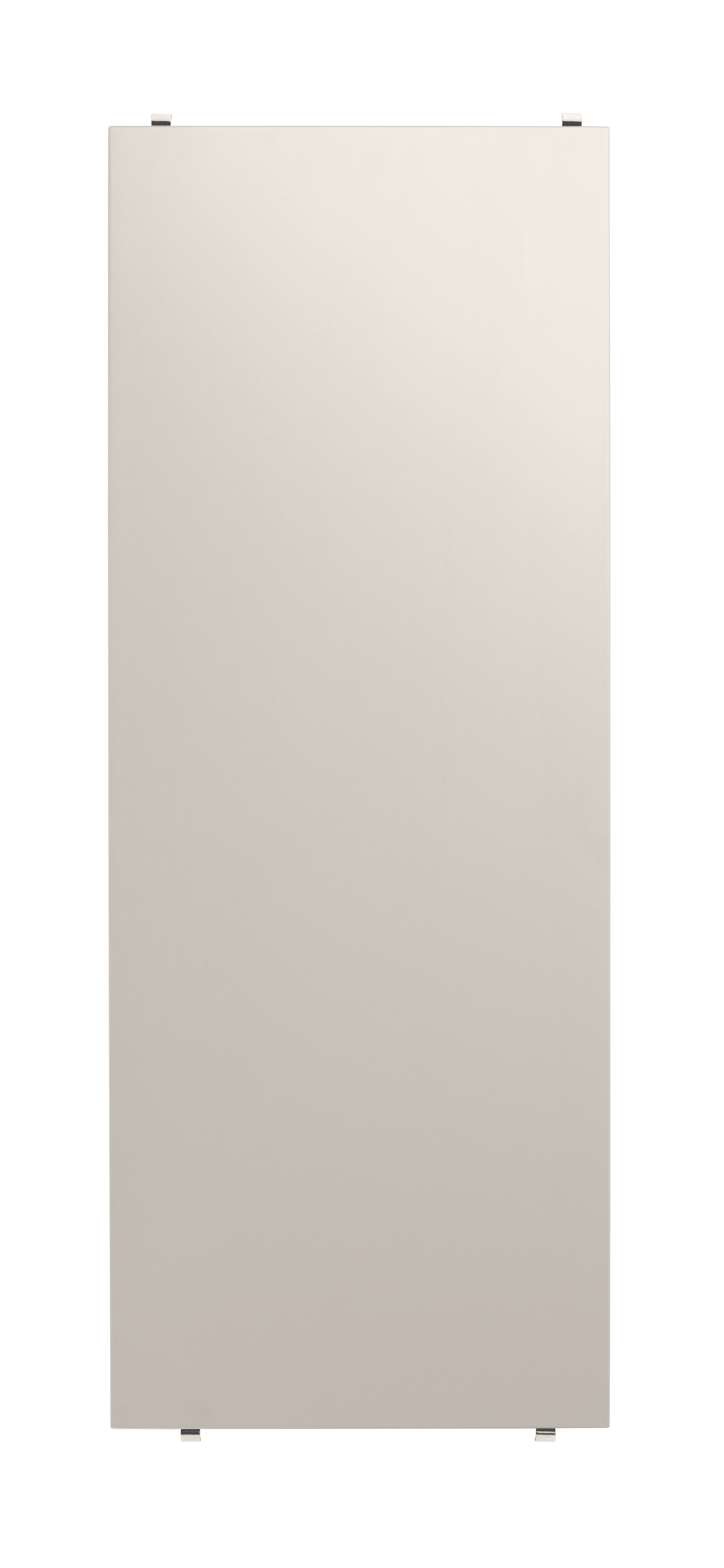 The wooden shelves are available in two widths, 58 and 78 cm, along with two depths, 20 and 30 cm. The shelves fit into wire and plex panels from String® System if the shelves and panels have the same depth. The shelves are flexible and easy to move around to meet your preferences. Create a monochrome shelf or mix shelves in different colours and types of wood. Each packaging contains three shelves and brackets.