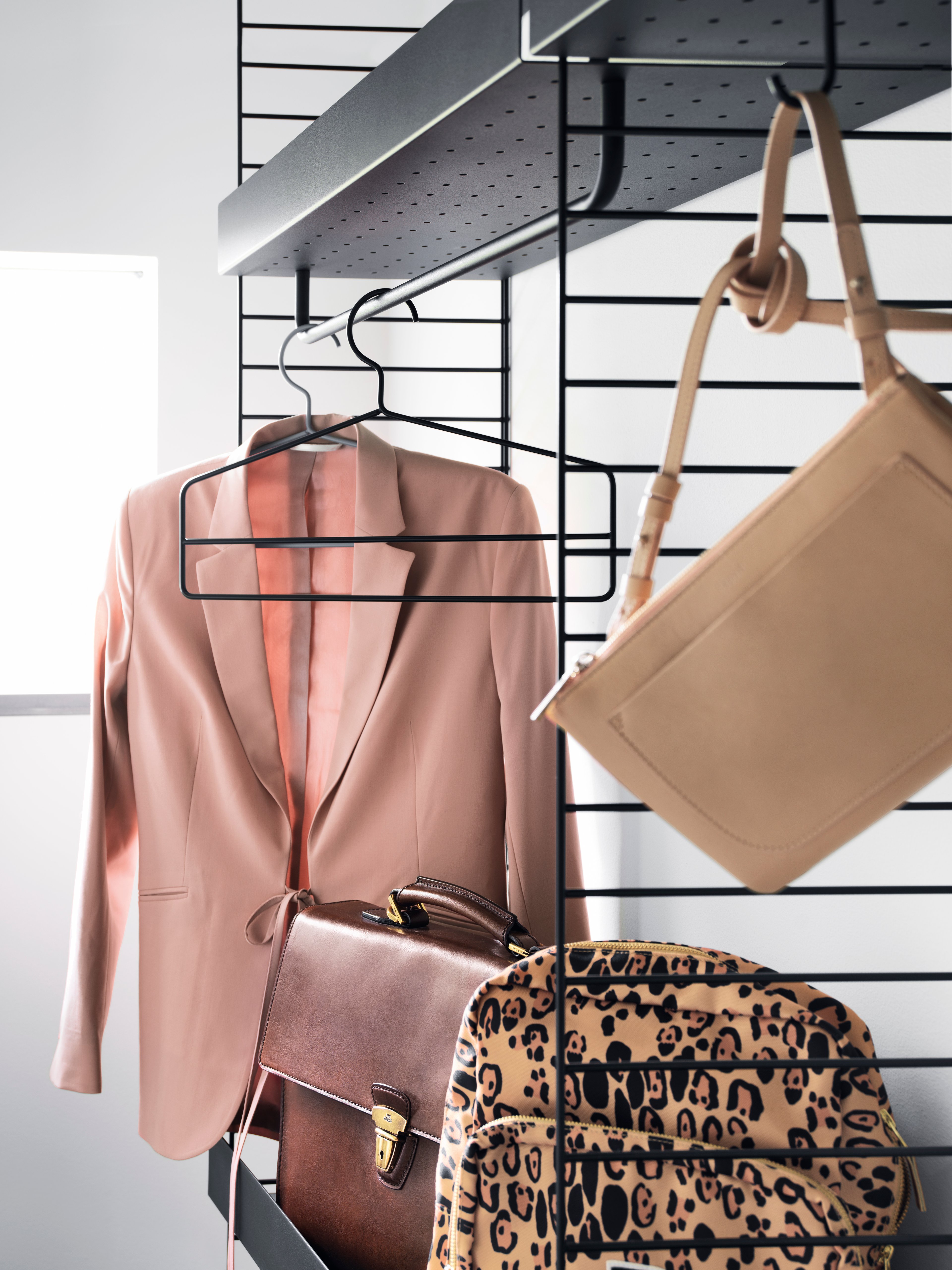 The J hooks are created to optimize a shelving combination and fit together with the metal and galvanized shelves. The J-hooks help you to keep your outerwear and backpack in order, or why not use them to display something more decorative like a hanging pot. Each packaging contains 5 J-hooks.